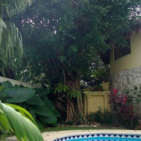 Residencia Los Encantos Cancún Exterior foto