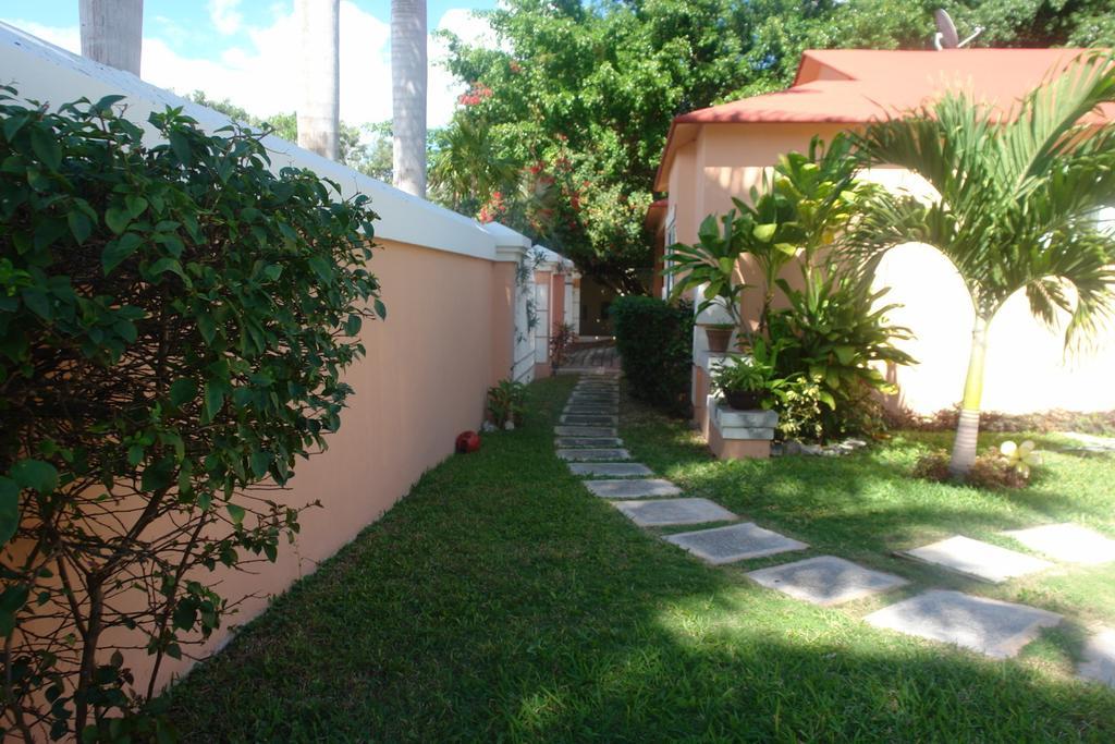 Residencia Los Encantos Cancún Exterior foto