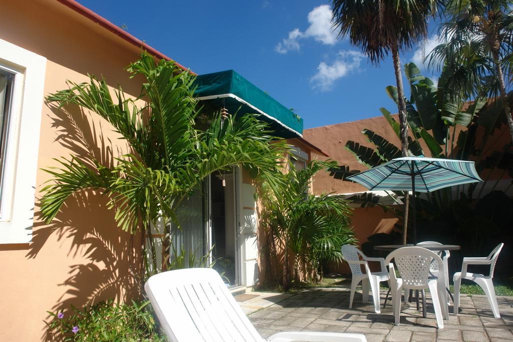 Residencia Los Encantos Cancún Exterior foto